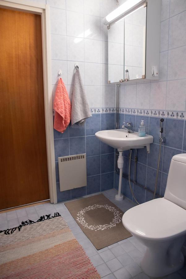 Omakotitalo Keskustan Laehellae Apartman Joensuu Kültér fotó