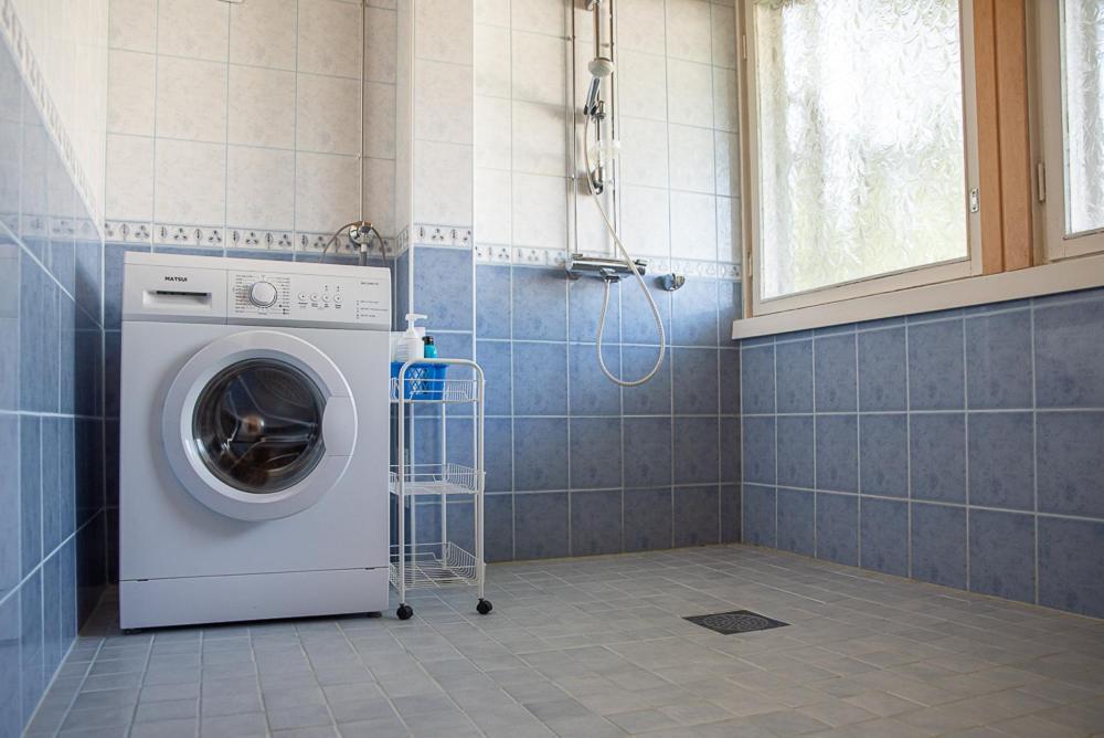 Omakotitalo Keskustan Laehellae Apartman Joensuu Kültér fotó